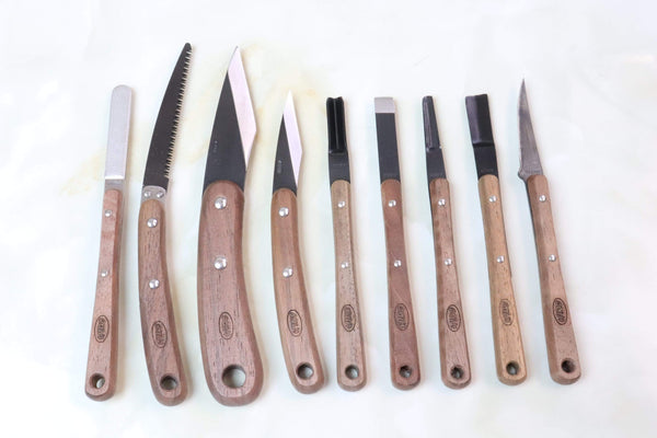 HIRO HR-701 9-pc. Wood Carving Knife Set - JapaneseKnifeDirect.Com
