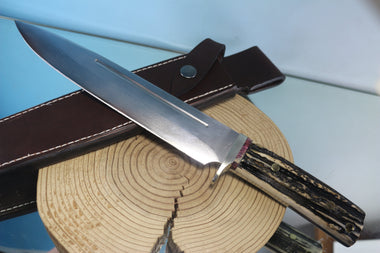 Fumio Inagaki FI-590 Big Straight Hunter. 9-1/2" VG-10 Damascus blade, Samber Stag handle