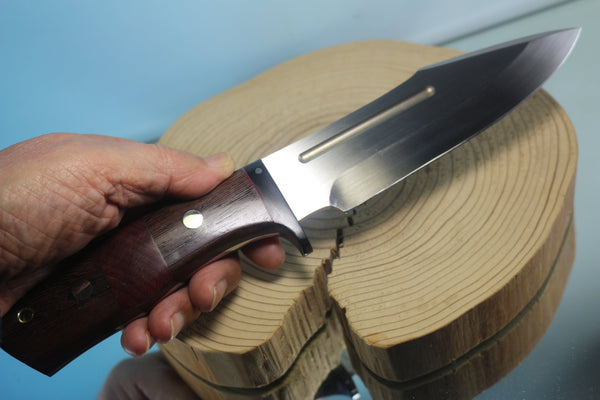 Fumio Inagaki FI-880  Samurai Hunter, AEB-L Swedish Steel with Exotic Wooden Handle