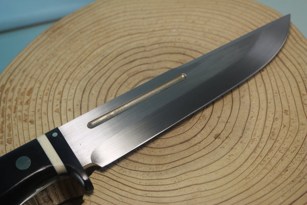 Fumio Inagaki FI-880  Samurai Hunter, AEB-L Swedish Steel with Exotic Wooden Handle