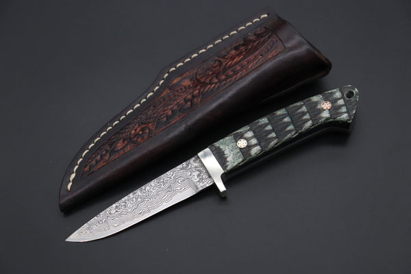 Mr. Itou  ITH-160A  "Treasure Hunter Series" Custom R-2 Damascus 3-1/2" Drop-point Hunter, Armadillo  'Blue Over-lay texture' Hide Handle