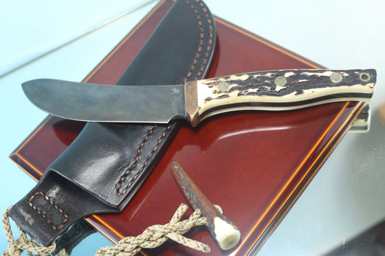 Toshiyuki Takahashi TT-20 Traditional Curved Skinner & Field Knife, 4-1/2" OU-31 Gunblued Blade