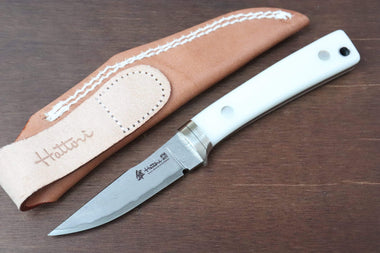 Hattori 傘 SAN Limited Edition SAN-29WC Limited Cowry-X Damascus Little Hunter (Clip Point, Fresh White Corian Handle)