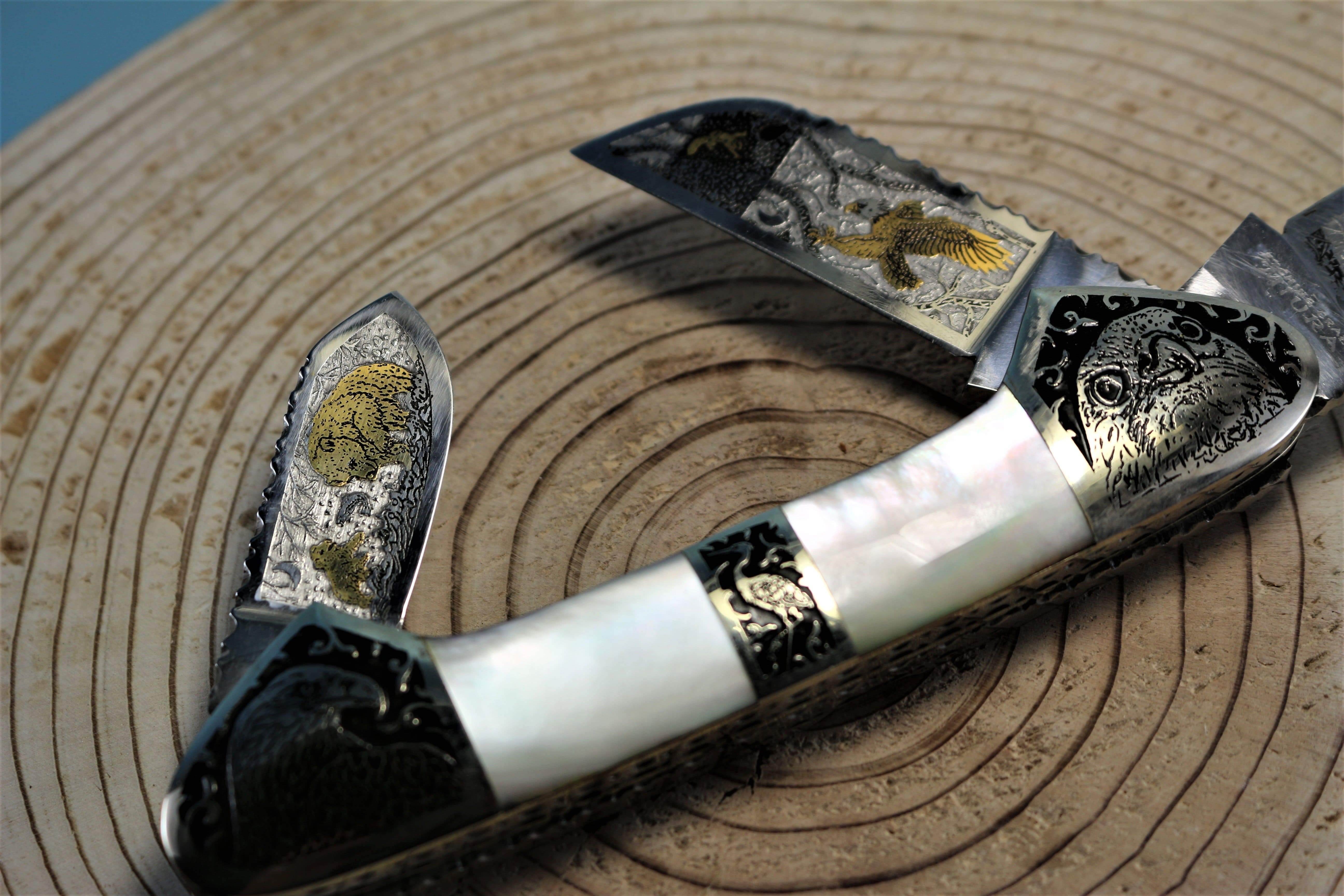 https://japaneseknifedirect.com/cdn/shop/products/katsuhiko-miura-km-5-art-knife-safari-mop-handle-17861272109101.jpg?v=1609862580