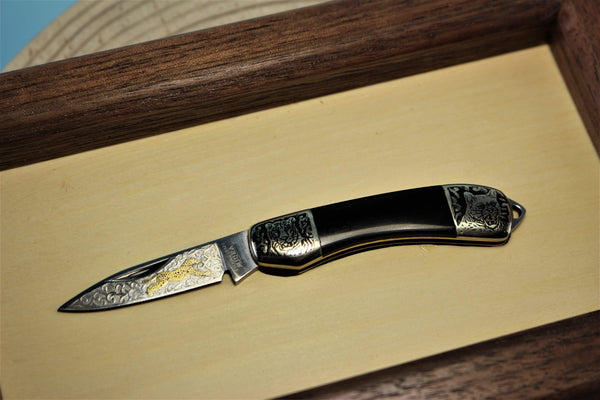 Katsuhiko Miura KM-6 Mini Art Knife "Birds or Animals", Black Resin Handle
