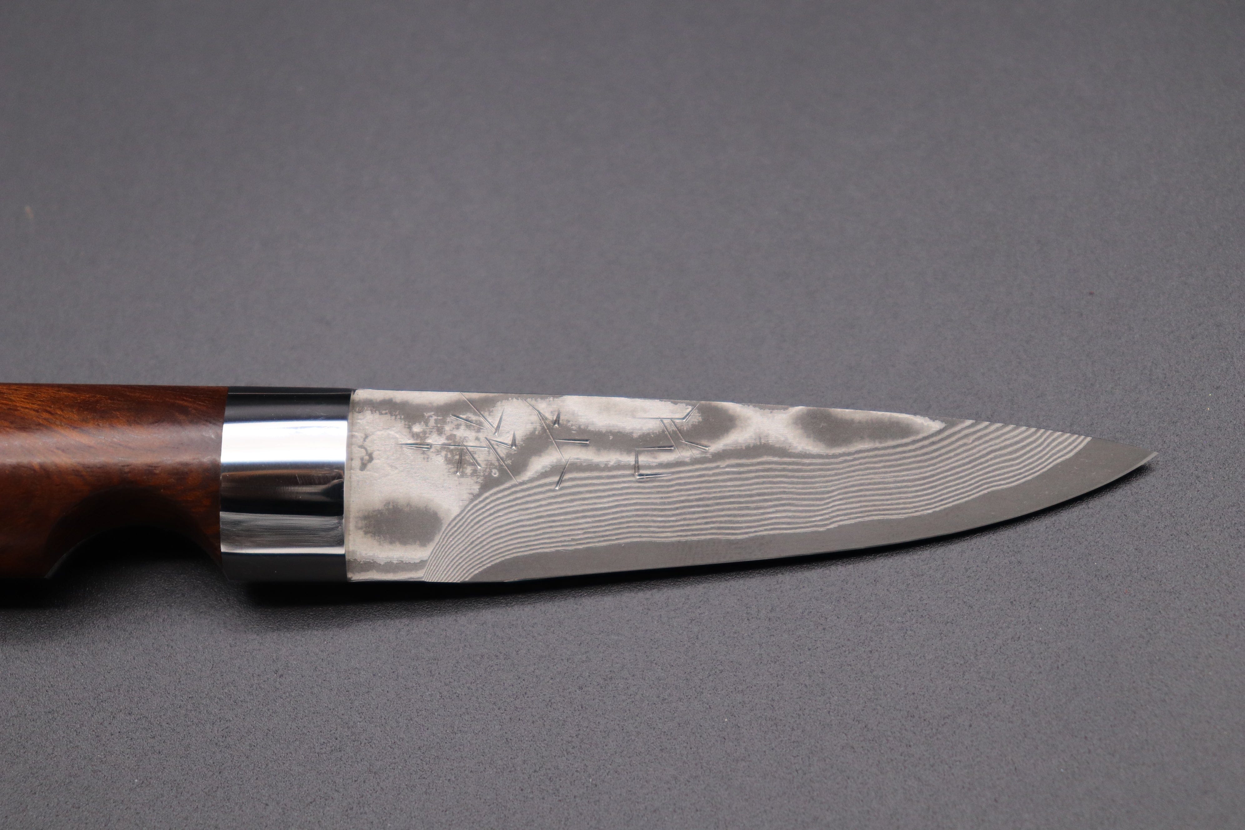Japanese Fishing Knife - Katayama Yuta - Kawasemi - Damascus VG-10 -  ironwood handle - Sheepsfoot - Size:6.7cm